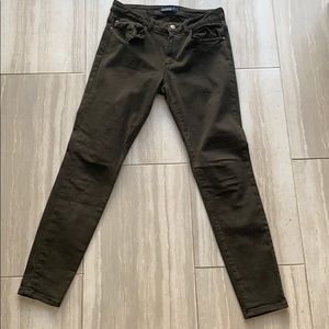 Women’s Zara army green size 8 skinny jean